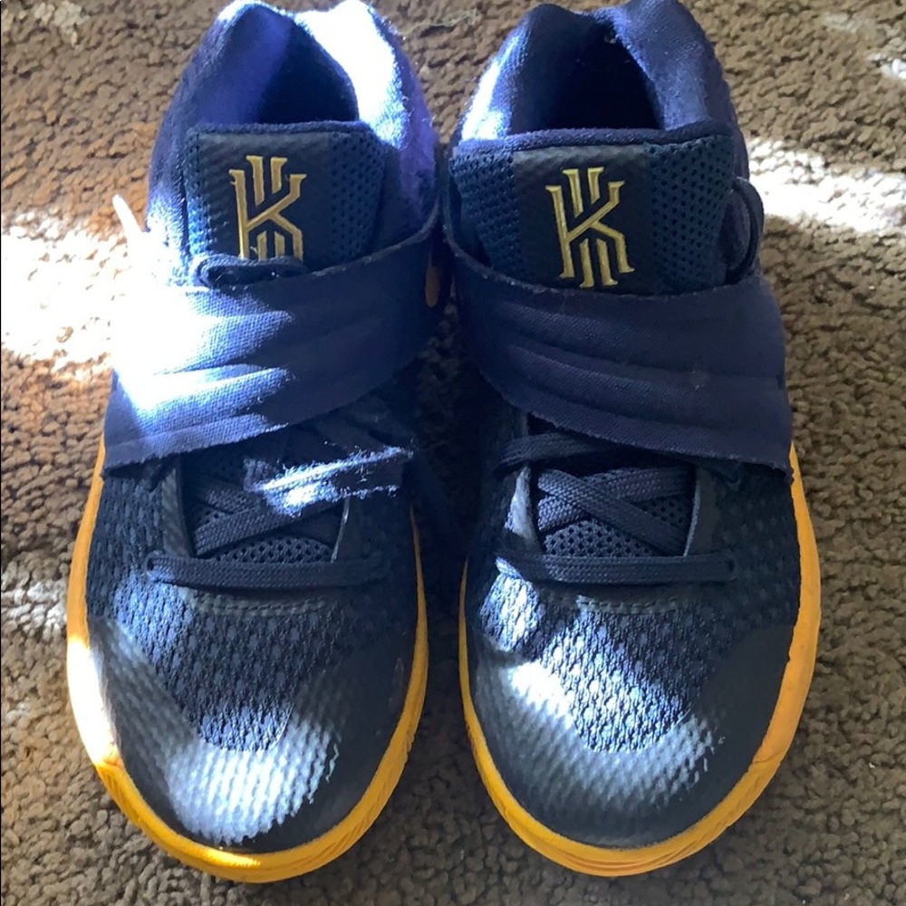 Kyrie Nike Sneakers